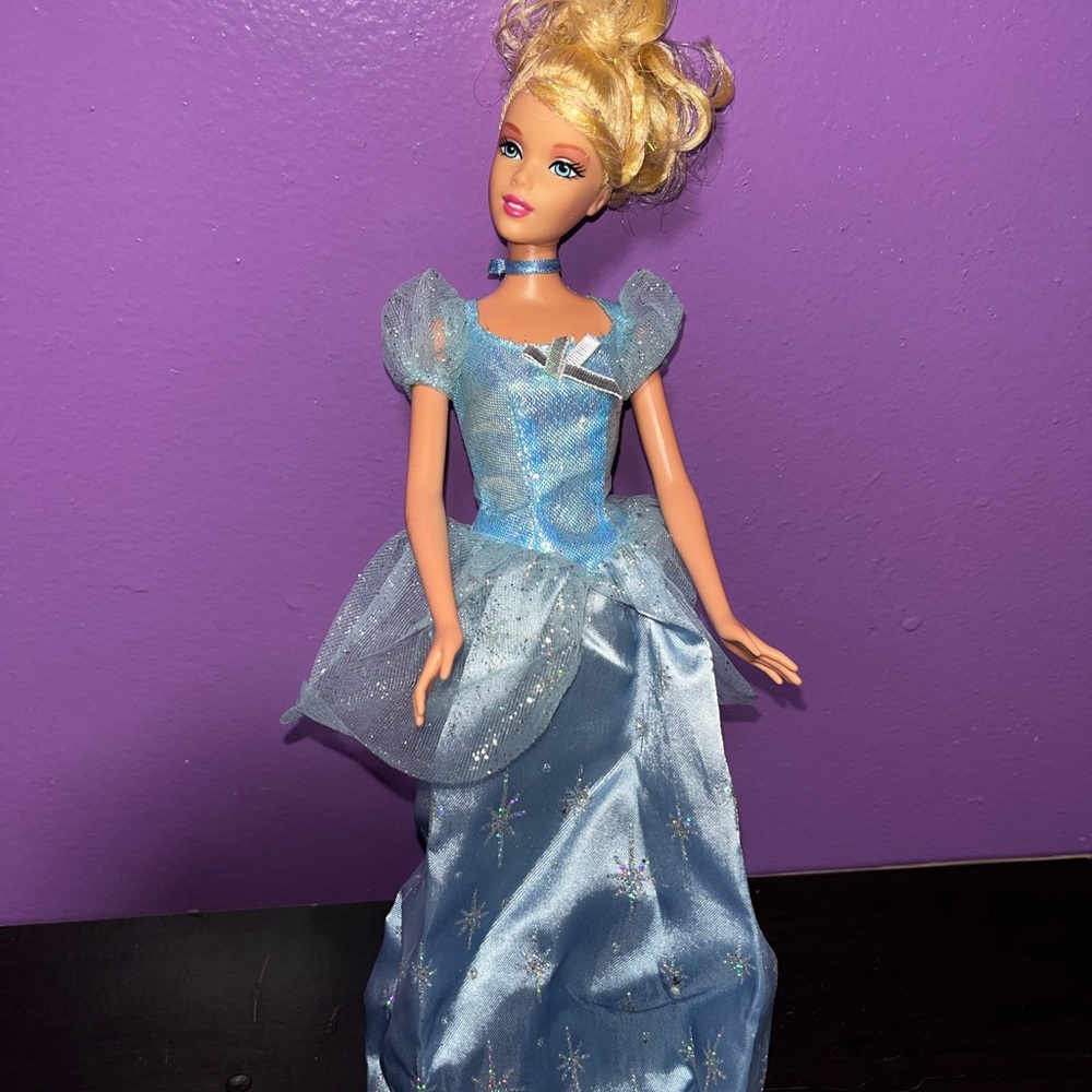 Vintage 1999 Disney Cinderella‎ 12” Doll Blue Gown Dress Choker Princess